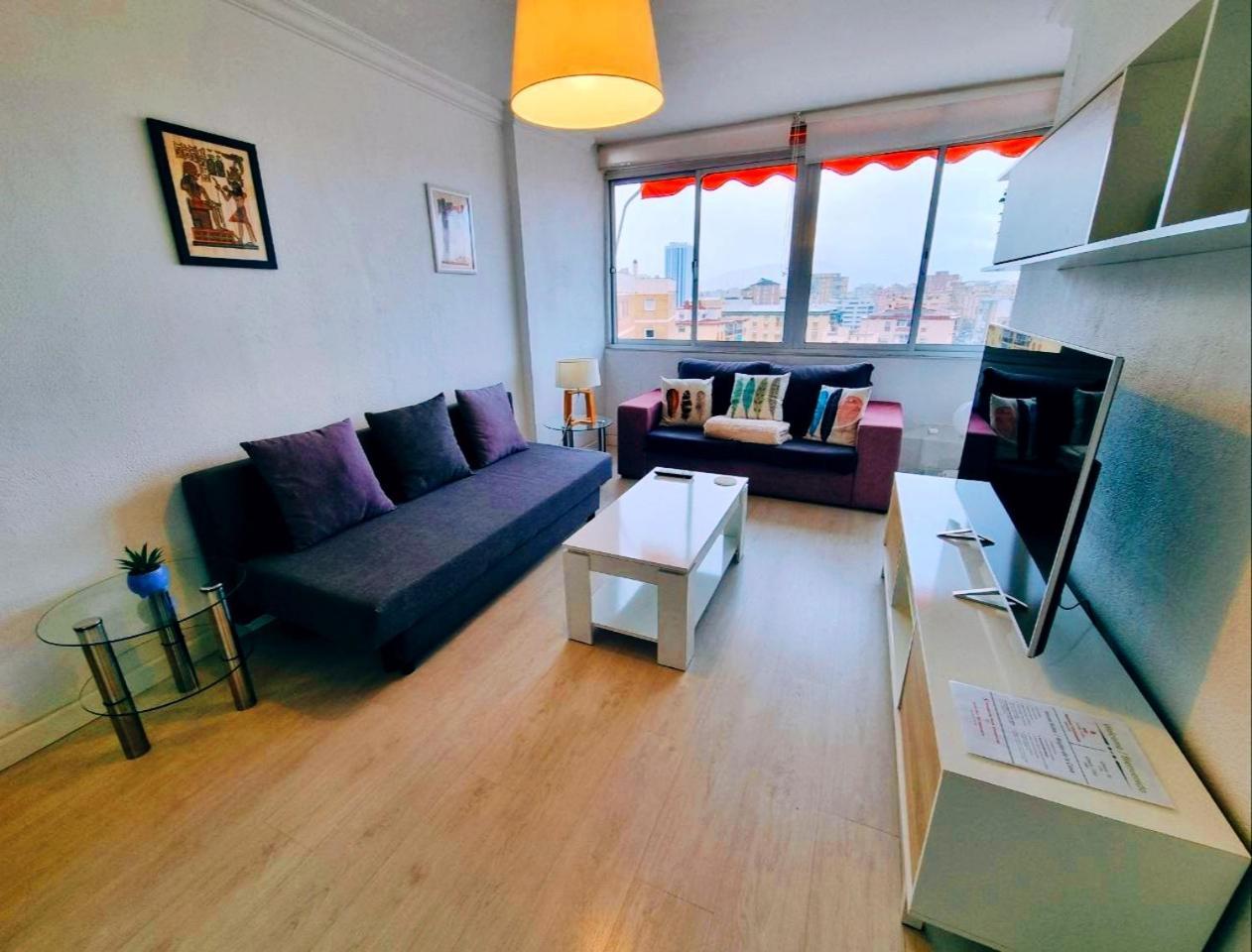Malaga Vialia Deluxe Apartman Kültér fotó